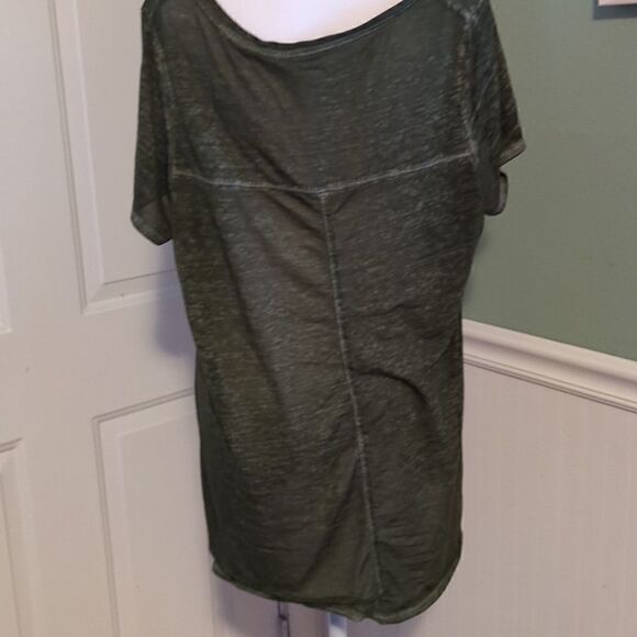 STATE of Mine L large army green sheet ONE TIRED MOTHER tee Tshirt soft - Picture 6 of 9